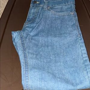 LEVI’S BOYS 511 JEANS.